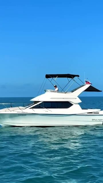 Обзор яхты Виктоия-А в Сочи