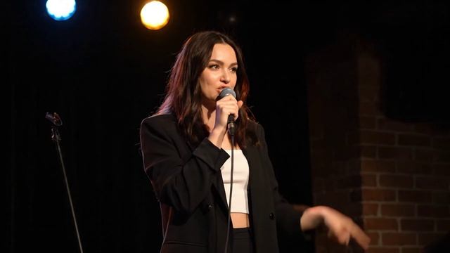 StandUp - "Чем меньше женщину мы больше".