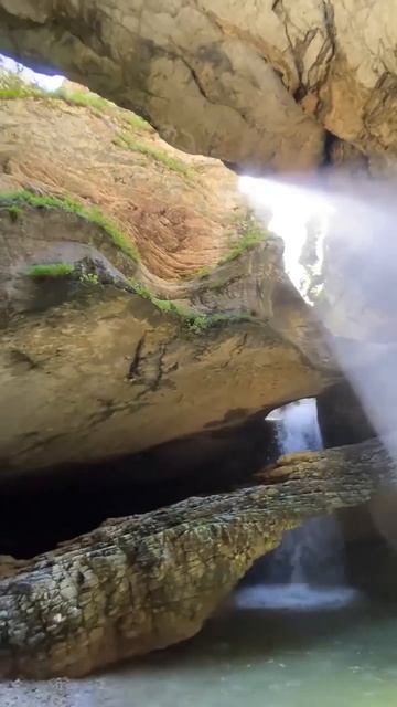 🏞 Салтинский водопад — один из самых необычных водопадов Дагестана