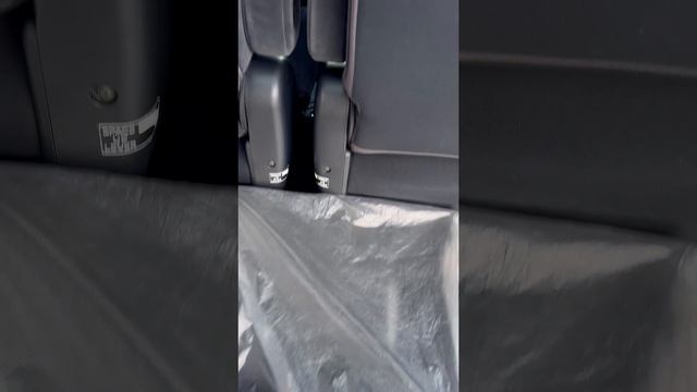 Видео обзор автомобиля Toyota Alphard 2008 год