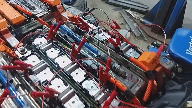 HD POWER CF2405: Тест балансировочного устройства ёмкости ячеек тяговых аккумуляторов EV EREV PHEV