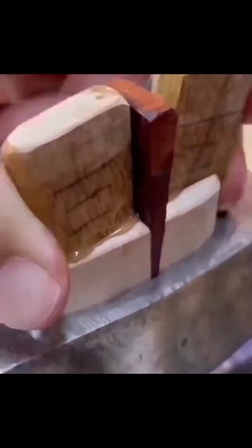 Правильная замена черенка на топоре