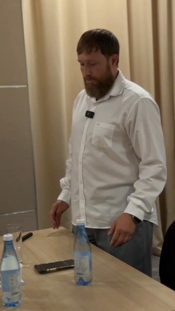 Денис Сибиряк говорит обо мне пару слов. И да это неожиданно попало в точку.