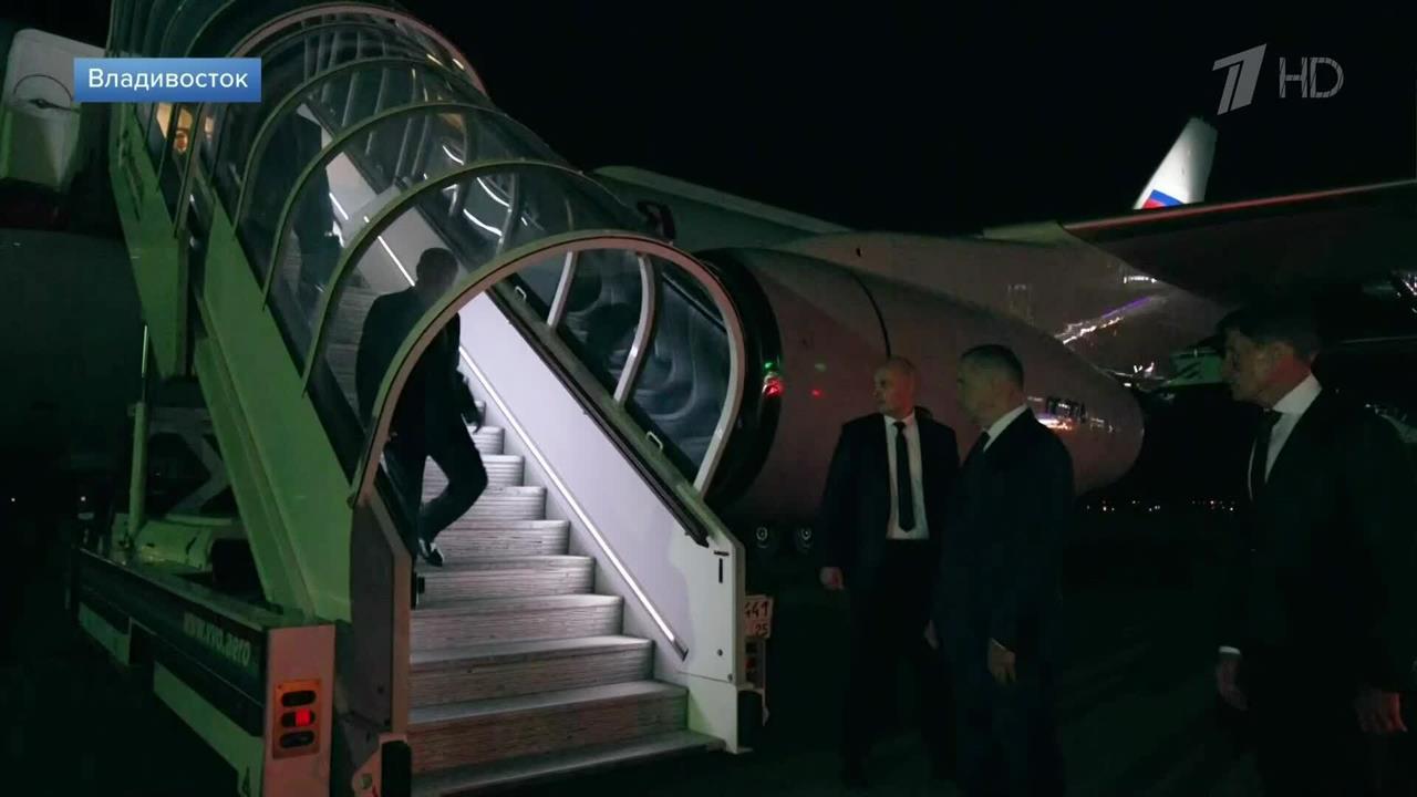 Путин прилетел во Владивосток после четырехдневного визита в Китай