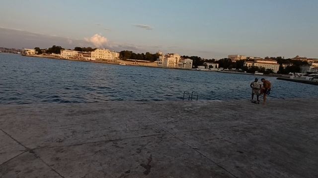 Севастополь. Арт бухта. Лето на море.