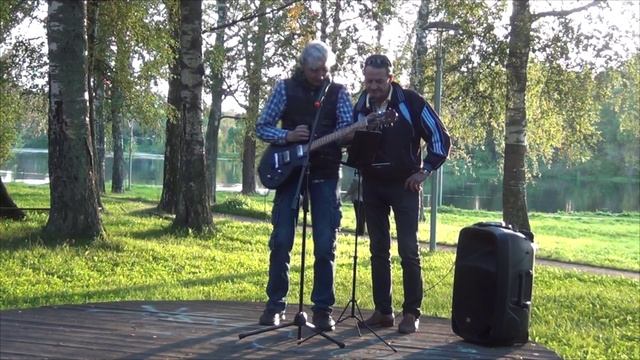 "Здравствуй осень!" - Поют Влад Фадин и Сергей Коробицын 3 сентября 2025 г город Тихвин