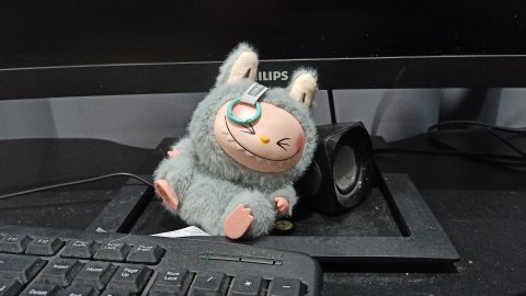 лабубу игрушка