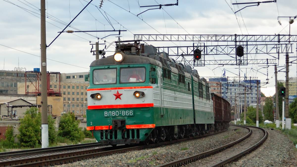 ZDsimulator / Грузовой поезд 2130 по участку Котельниково-Зимовники / ВЛ80Т-866
