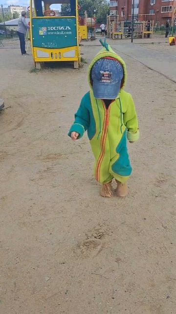 комбезики малышам