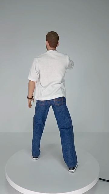 Коллекционная фигурка Пола Уокера в роли Брайана О’Коннора из фильма Форсаж