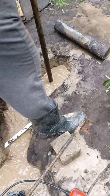 Дренажный насос про гидробурении скважин на воду WQD 1100F GREENPUMP VALERA нецелевое использование