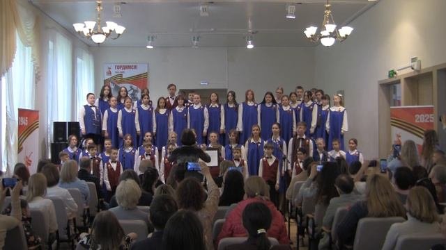 Хор ДШИ №1 г. Обнинска А.Пахмутова Орлята учатся летать