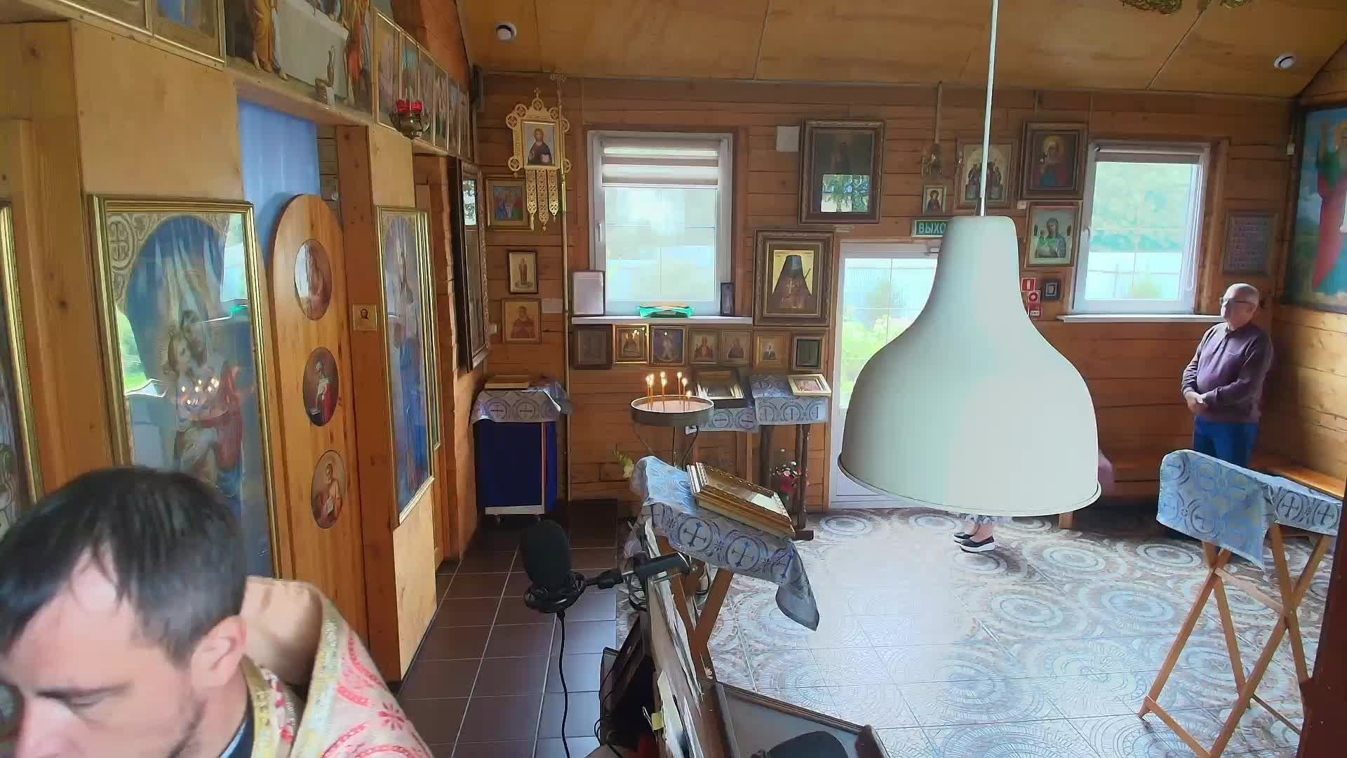 Молебен