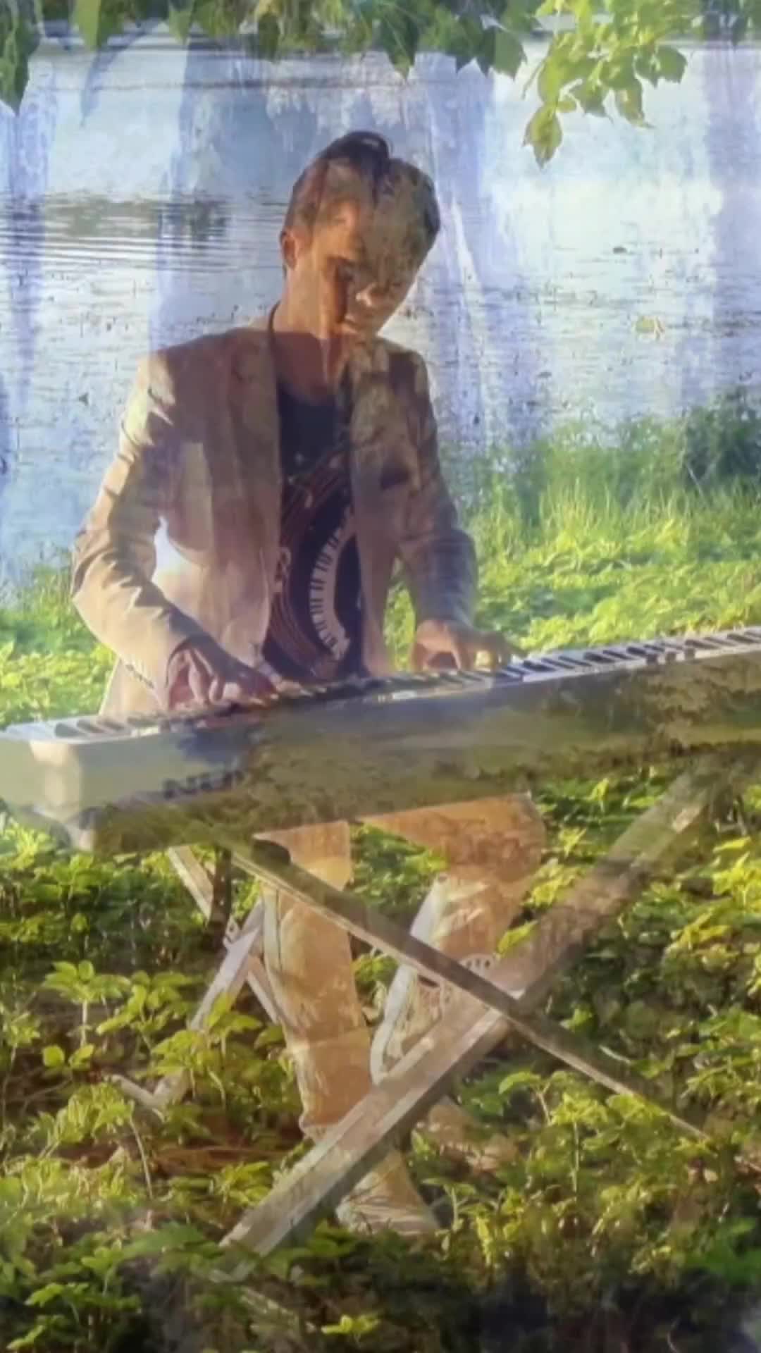 🎼 Did you know Passacaglia is built on a repeating bass line that tells a story?