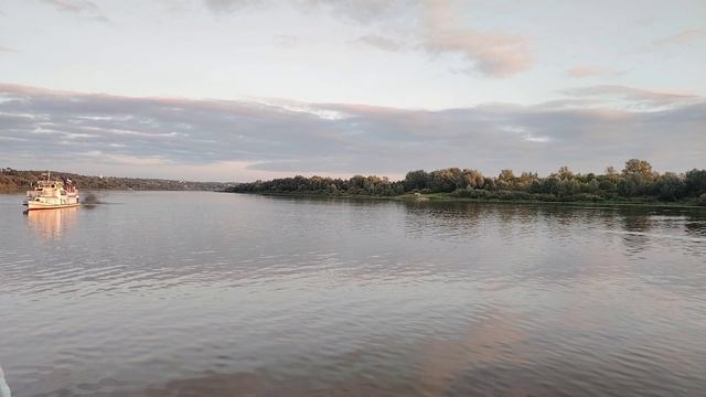 Продолжение вечернего репортажа " На реке" ( 6 сентября)