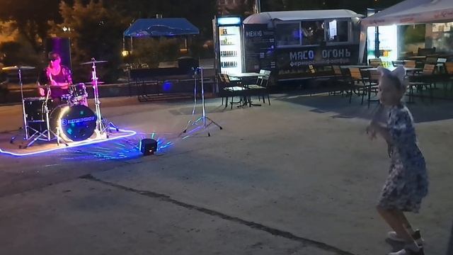 Игрушки крючком,немного о поезде.