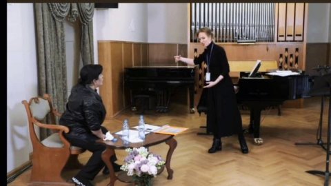 Достижение вертикали-долгий процесс.Глубина,натяжение,вертикаль в арии Татьяны.