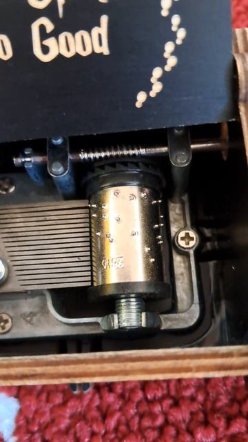 Музыкальная шкатулка