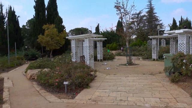 Jerusalem Walk. Сад Роз, Японский сад