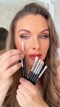 Урок макияжа. Для чего нужны кисти?