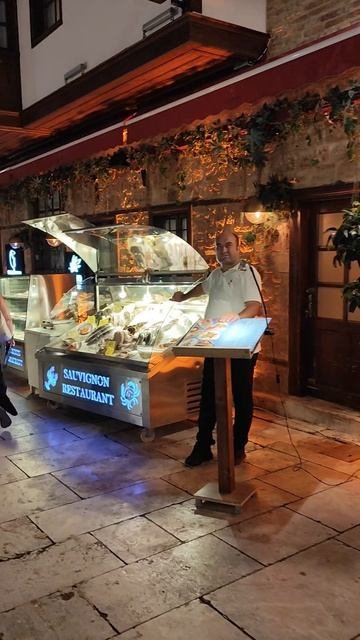 Старый город в Анталии в Турции 👣