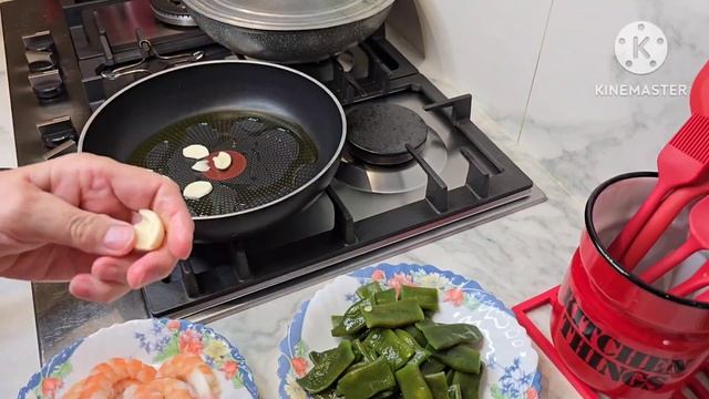 НЕДОЗРЕЛАЯ СТРУЧКОВАЯ ФАСОЛЬ С ГАМБАСАМИ GREEN BEANS WITH GAMBA