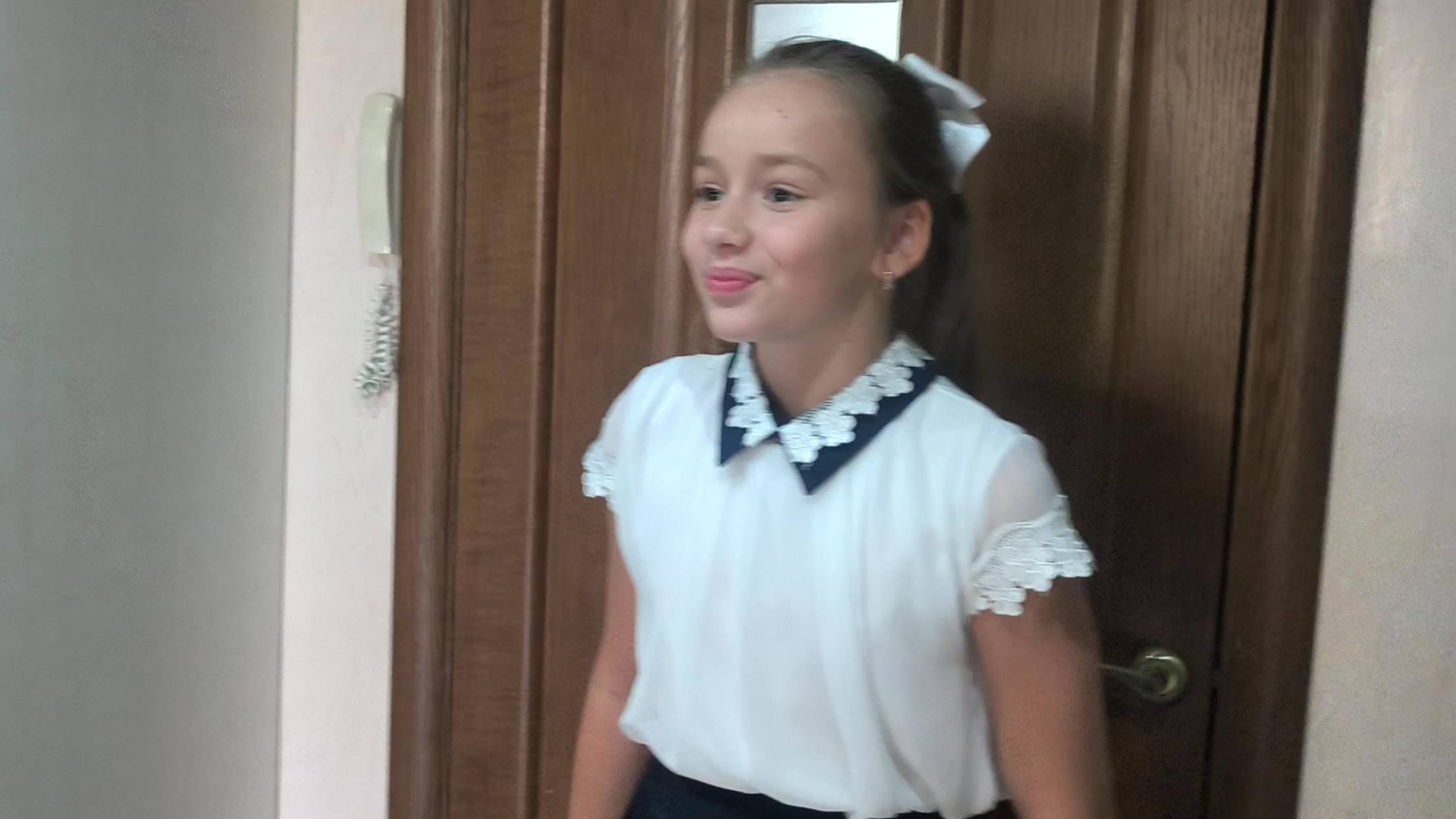 Белый верх, черный низ..