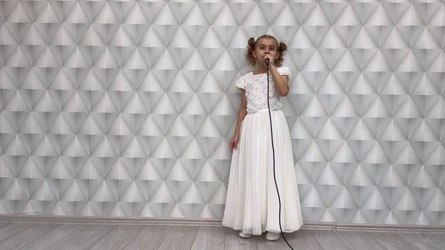 Митина Мирослава cover песни «Пела песню мама мне»-автор Елена Плотникова