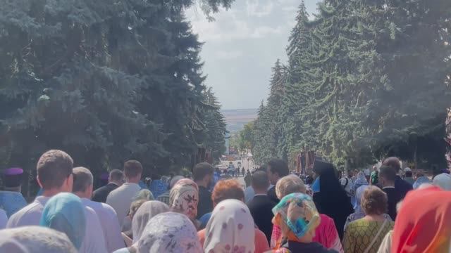 Крестный ход  г. Ессентуки ,день 200 летия  города  30 августа 25 год
