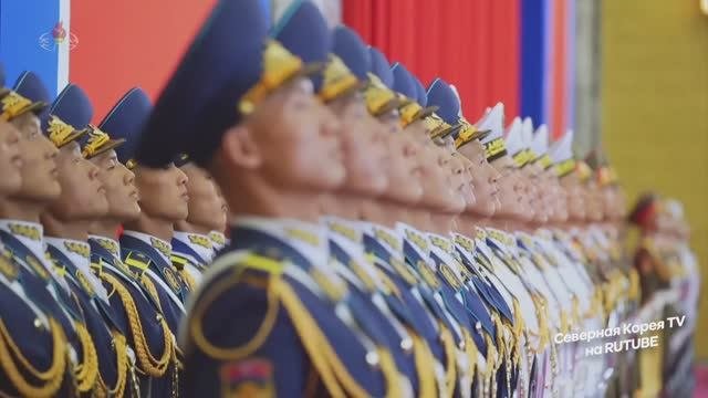 Поднятие национального флага в честь 77-й годовщины основания Северной Кореи