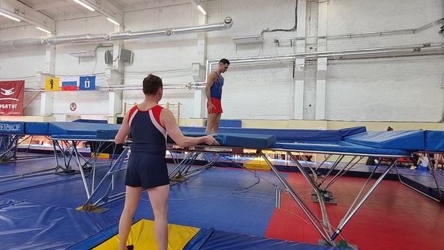 Беляев Андрей прыжки на батуте 1й спортивный 2е упр.