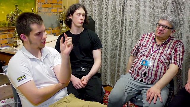 ПОЧЕМУ ПРОИСХОДЯТ СЕВЕРНЫЕ СИЯНИЯ В ЦЕНТРАЛЬНОИ РОС?
