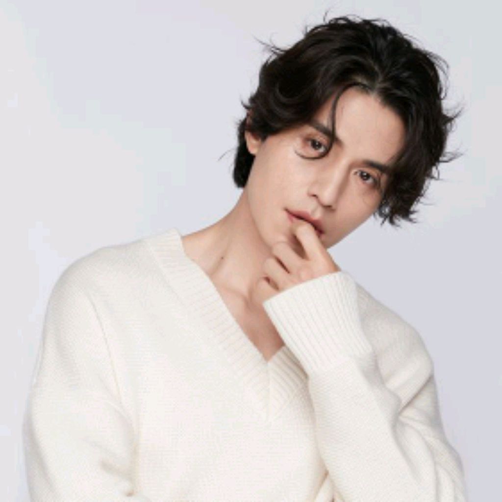 подпишитесь на меня здесь пожалуйста доберите 300 подписчиков