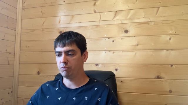 Продал часть Селигдар. Какие перспективы у Новабев и Эталон.
