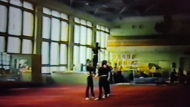 Беляев Андрей Мужская акробатическая четверка Волгоград 1999г