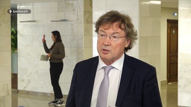 Тренды здорового долголетия и здоровьесберегающие технологии обсудили в Барнауле