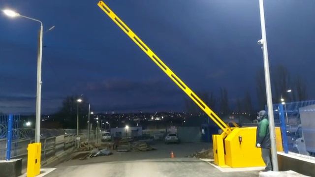 Противотаранный шлагбаум УНИАР ПРО УШП-ЭМ