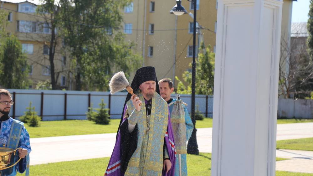 Еженедельная программа 