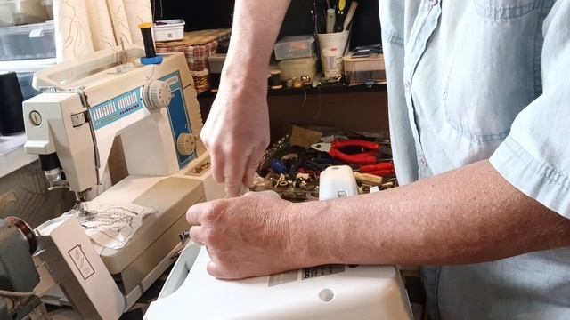 1000010337.mp4. Ремонт и профилактика Бразер СМ 360Е ч.2