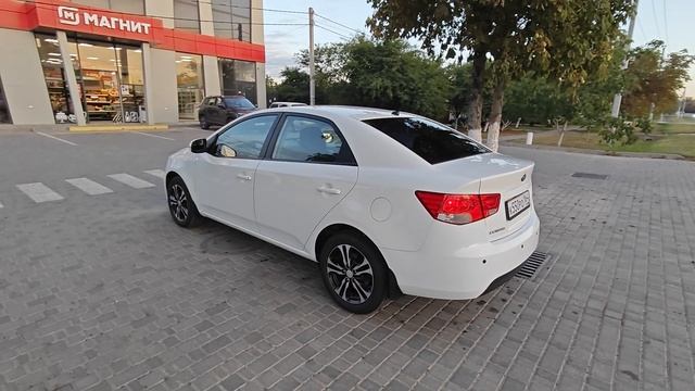 В продаже Kia Cerato 2011 года выпуска
