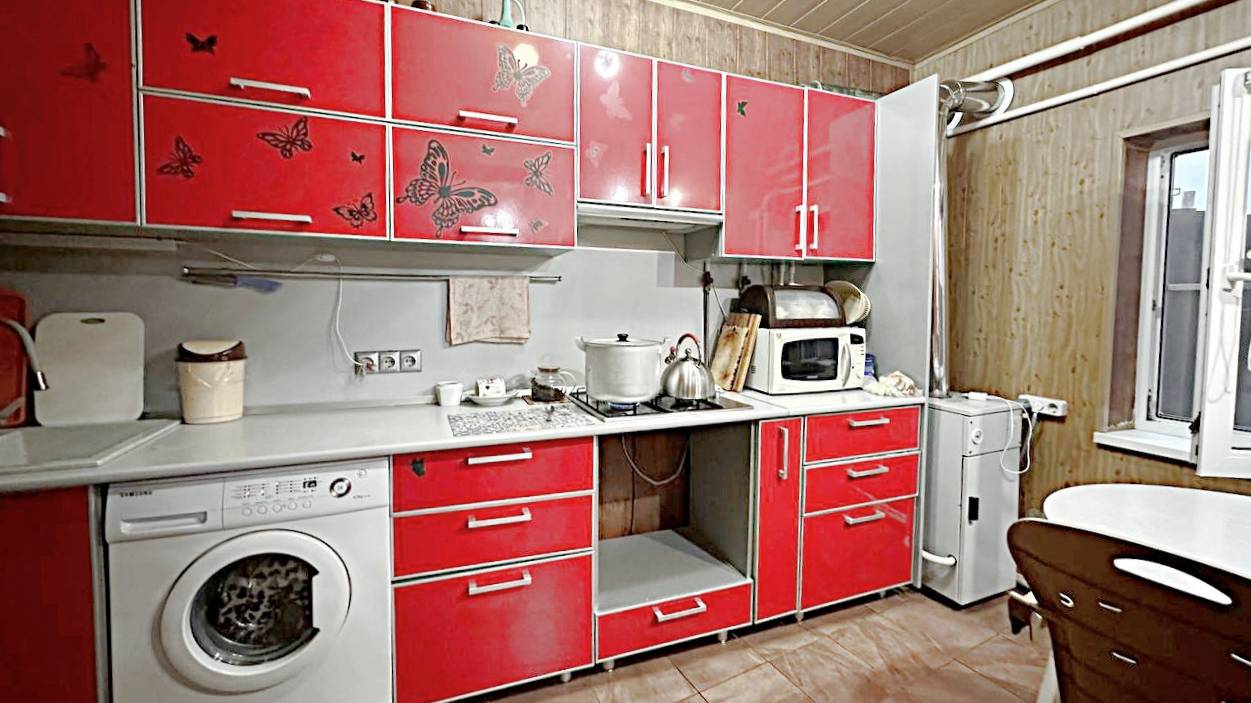 Уютный домик 80кв.м. 6 соток 3 комнаты ремонт. Краснодарский край, город Армавир.