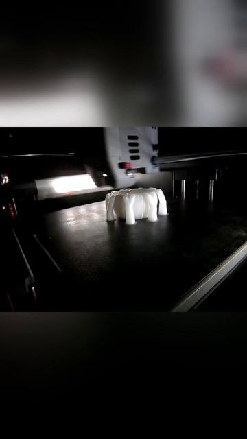 Тест 3d печати и видеосъёмки с 2мя светильниками