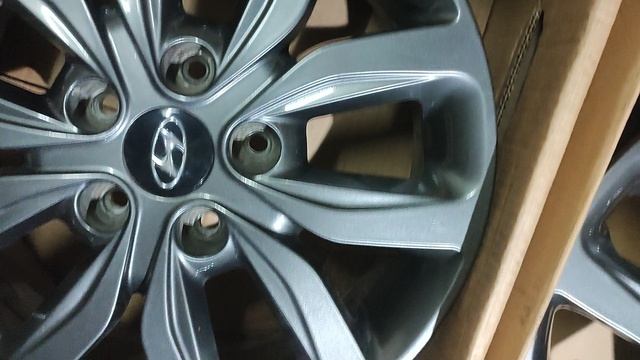 Диски Hyundai R16 5x114,3 ЦО 67,1 за 30000 руб