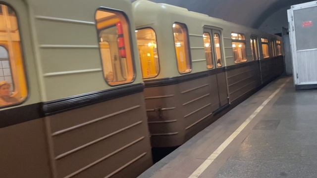 Прибытие поезда 81-717.5а На станцию Таганская