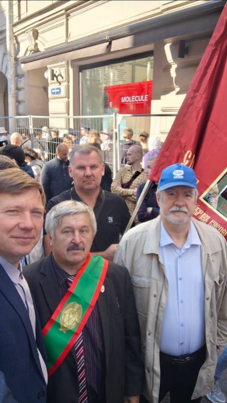 В Крестном ходе 12 сентября приняла участие колонна Александро-Невского братства (обзорное видео)