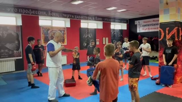 замолчи и слушай!!! 🔥 дядю Сашу 🔥👊 рукопашный бой 👊 тренировка 💪