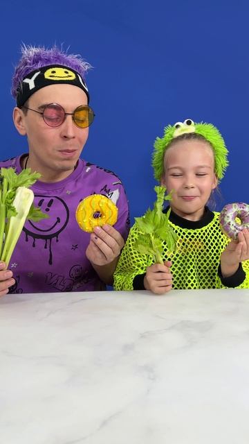 не кусай пончик 🍩 Fun Challenge 😜😂