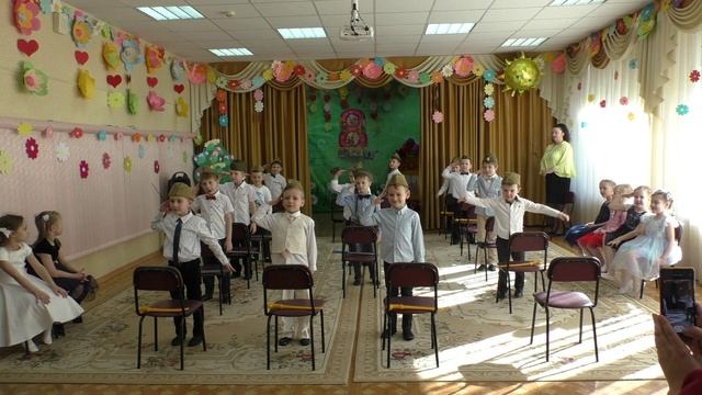 видео 8 марта 2022 4 группа