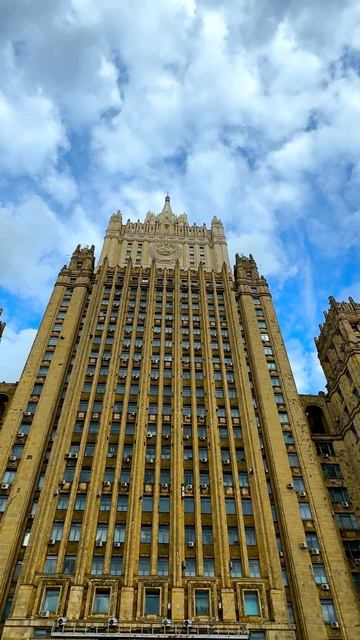 Когда впервые приехал в Москву