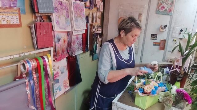 Начала за здравие🤗,,а. дальше поцелуй....  😘 на завалинке...🤦😄